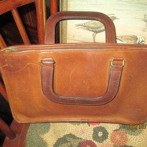 VINTAGE COACH SMALL BRIEFCASE OR PURSE BEAUTIFUL C